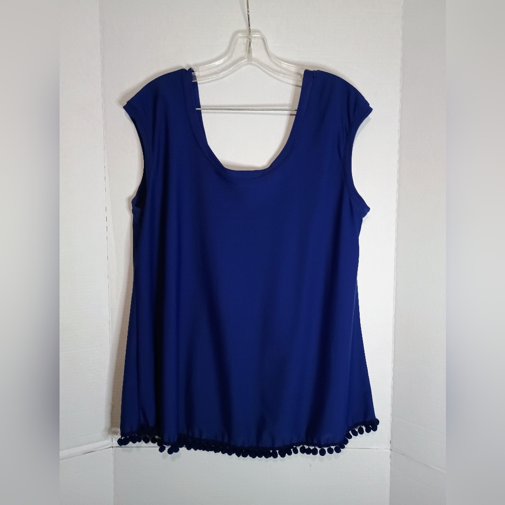 La Scarpa Boutique Elegant Blue Women's Top Size Large